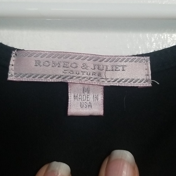 Cute Bowed tank - Picture 3 of 4